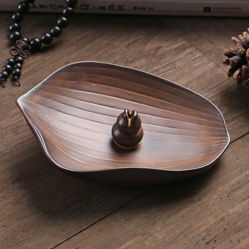 Handcrafted Leaf-Shaped Ceramic Incense Burner Tray for Spiritual Meditation and Relaxation