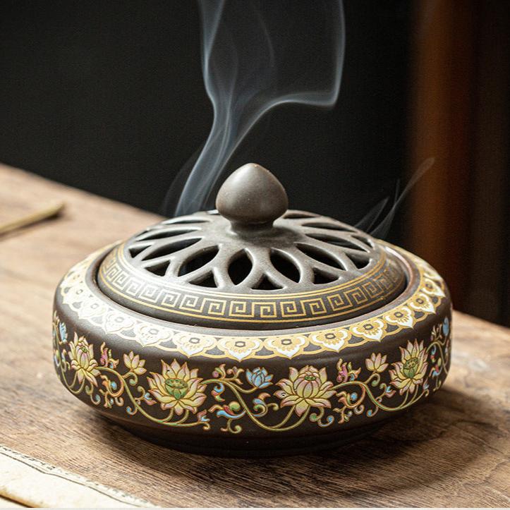 Handcrafted Lotus Flower Ceramic Incense Burner with Intricate Floral Design for Meditation and Aromatherapy