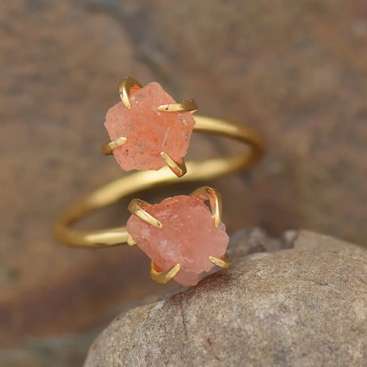 Modern gems stone rings