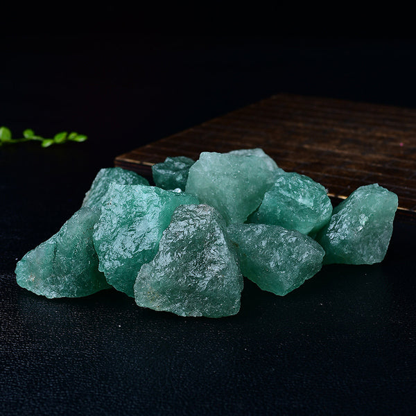 Raw Green Aventurine Healing Crystals for Spiritual Growth, Energy Balance, and Meditation