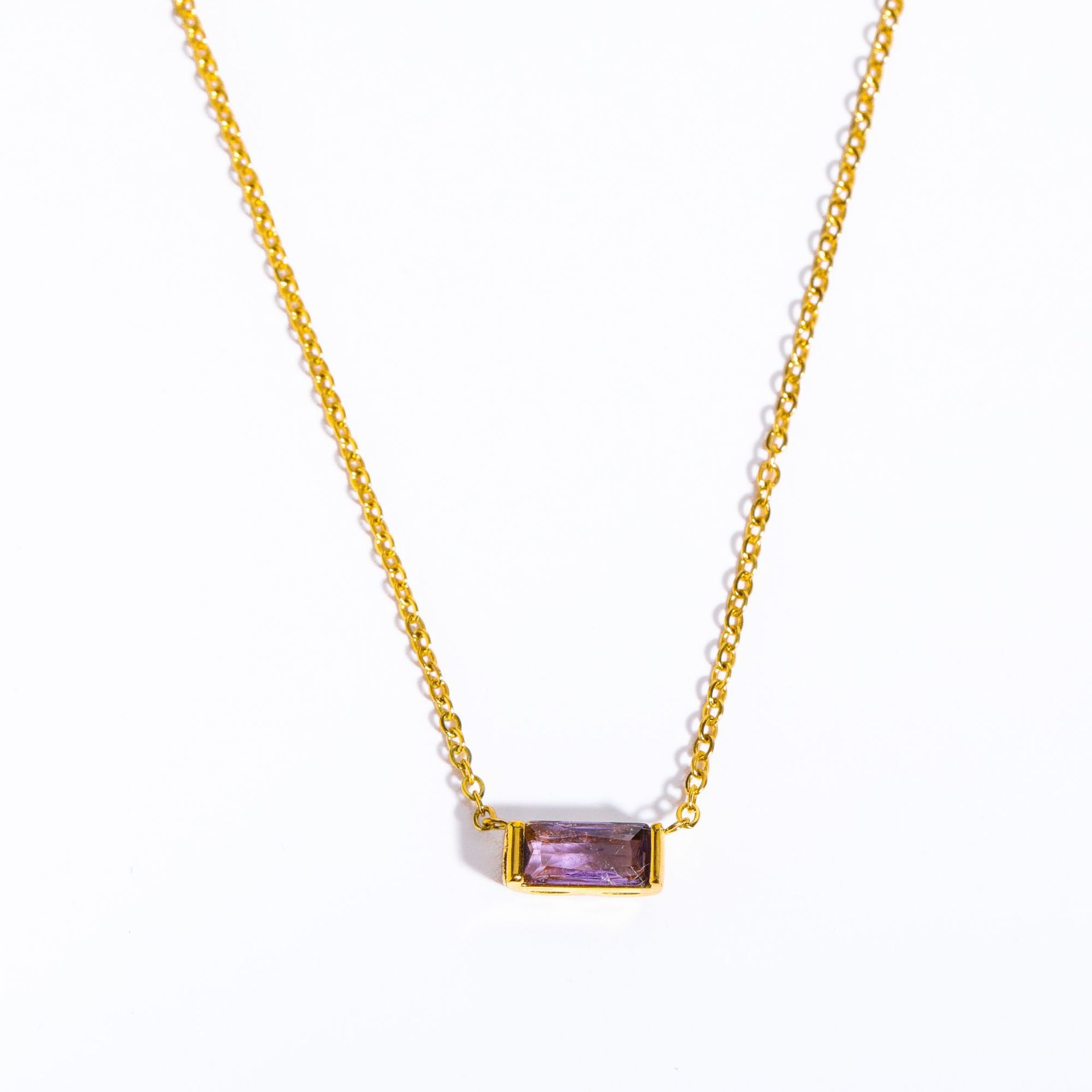 Emerald Cut Gemstone Pendant Necklace – A Vibrant Pop of Elegance