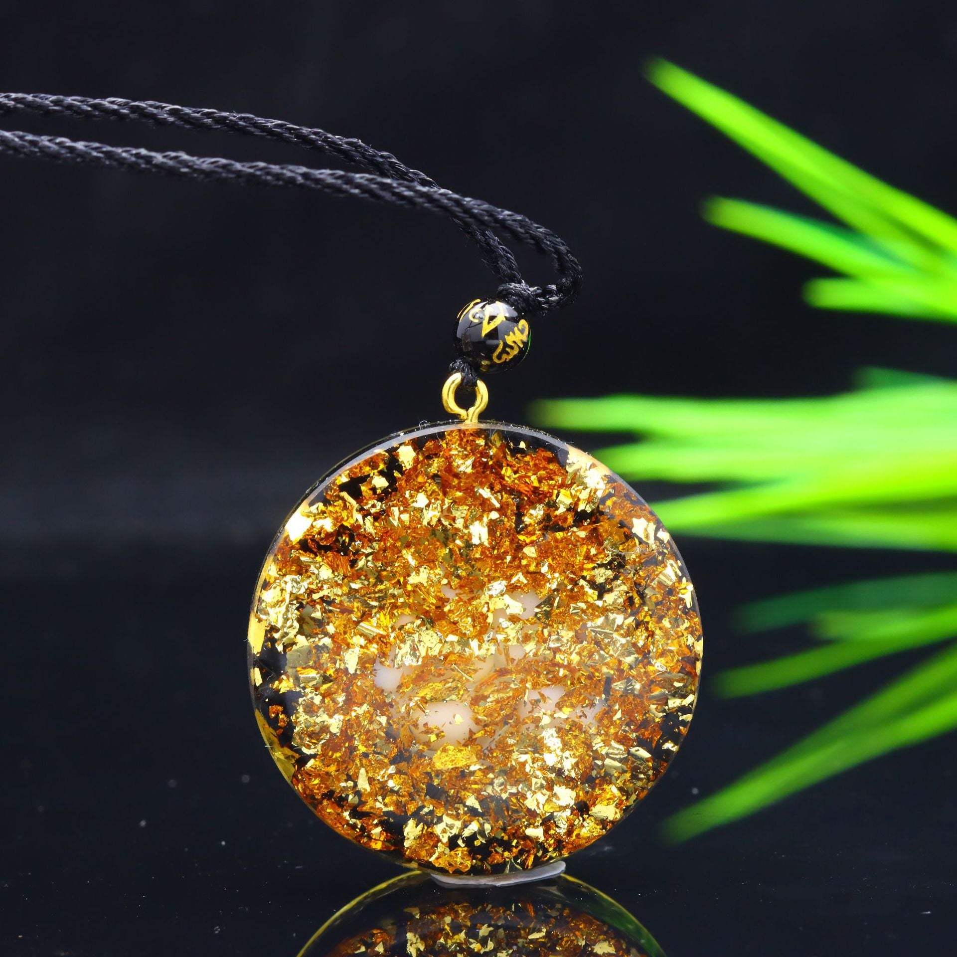 Eye of Horus Protection Necklace – Orgone Energy Pendant with Healing Crystals for Spiritual Awakening