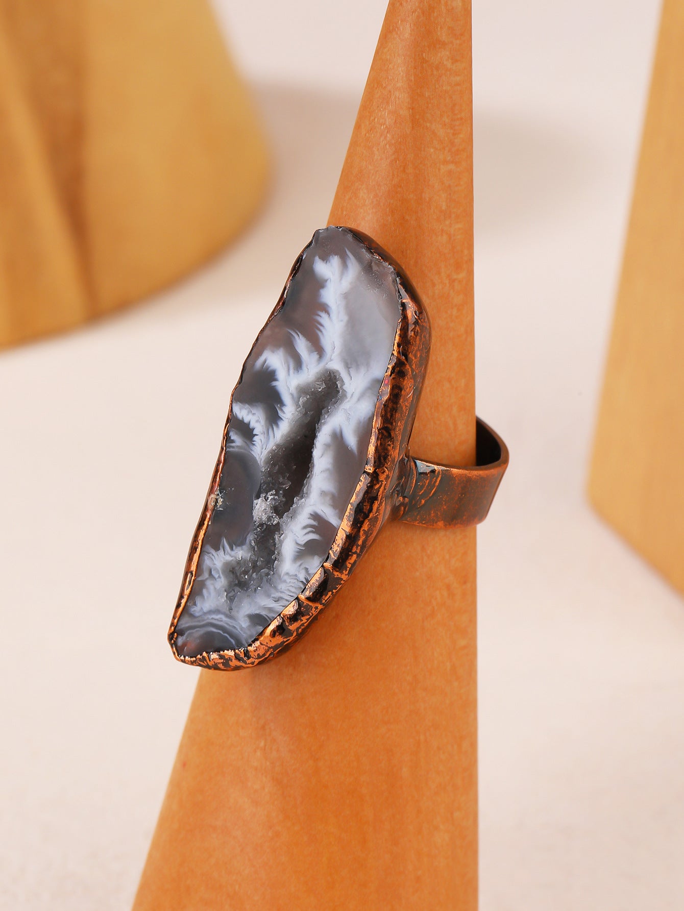 Handcrafted Dendritic Agate Crystal Ring with Copper Band for Spiritual Grounding and Inner Stability