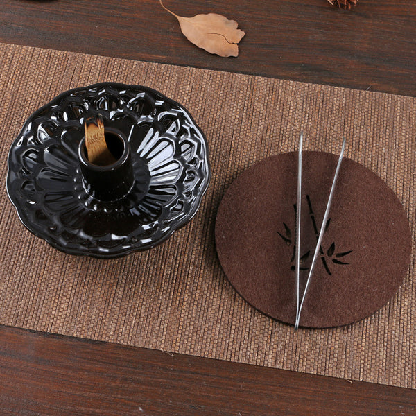 Handcrafted Ceramic Lotus Incense Burner with Tweezers - Elegant Aromatherapy Incense Holder for Meditation and Relaxation