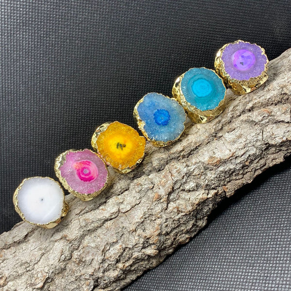 Vibrant Geode Slice Statement Ring - Multicolor Crystal Healing Ring with Gold-Plated Band