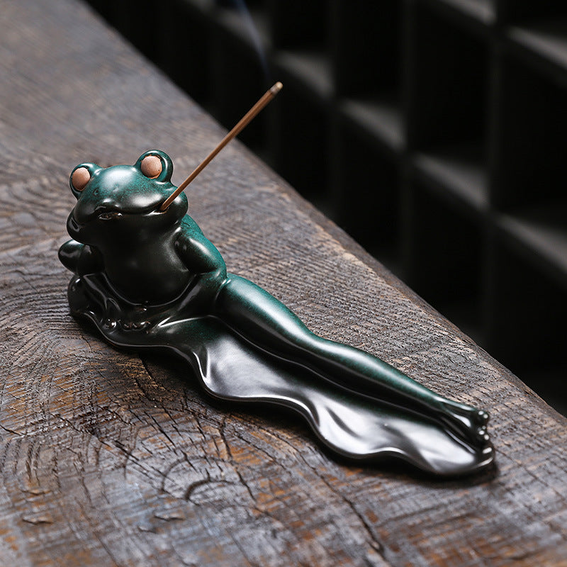 Relaxed Frog Incense Holder Set for Meditation, Zen Decor, and Spiritual Relaxation