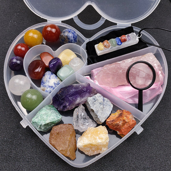 Heart-Shaped Crystal Collection Kit for Healing and Meditation – Assorted Raw and Tumbled Gemstones, Chakra Stones, and Quartz Pendant in a Heart-Shaped Storage Case