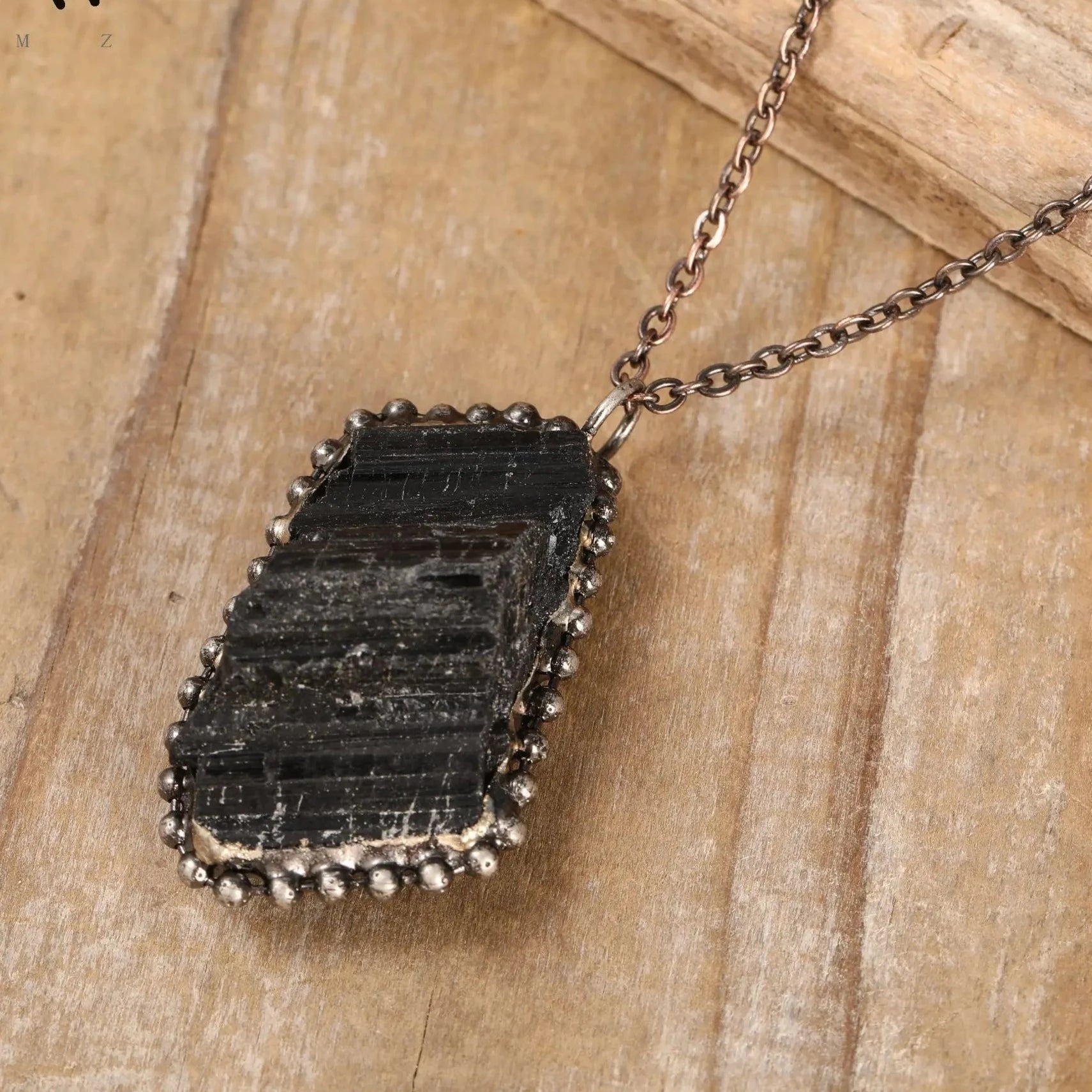 Black Edged Chain Necklace